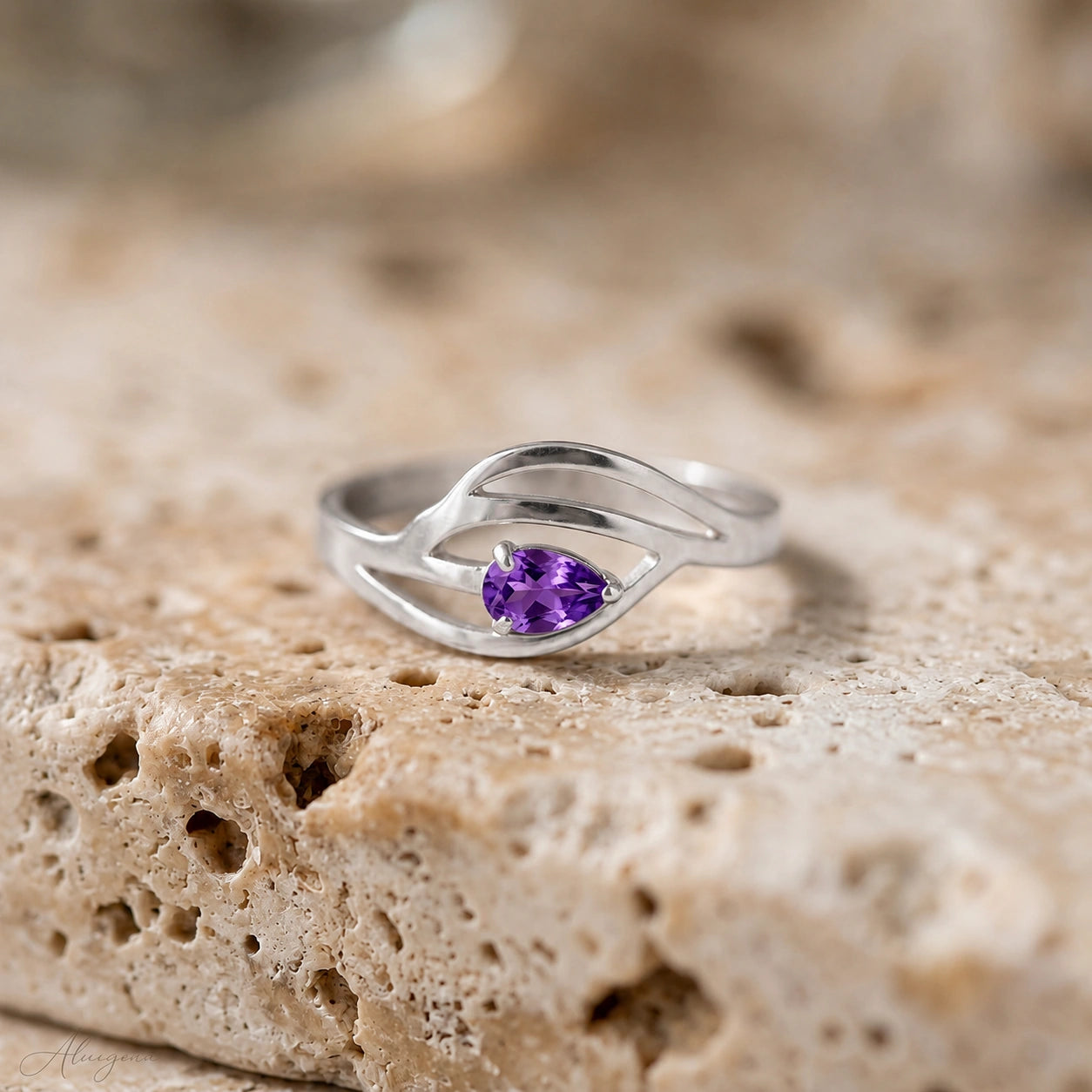 White Gold Amethyst — Violante
