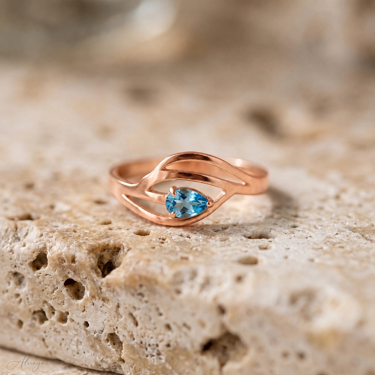 Rose Gold Blue Topaz — Violante