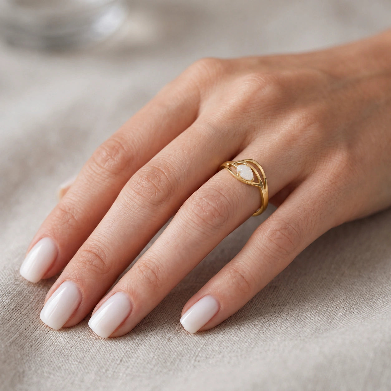 Yellow Gold Opal — Violante