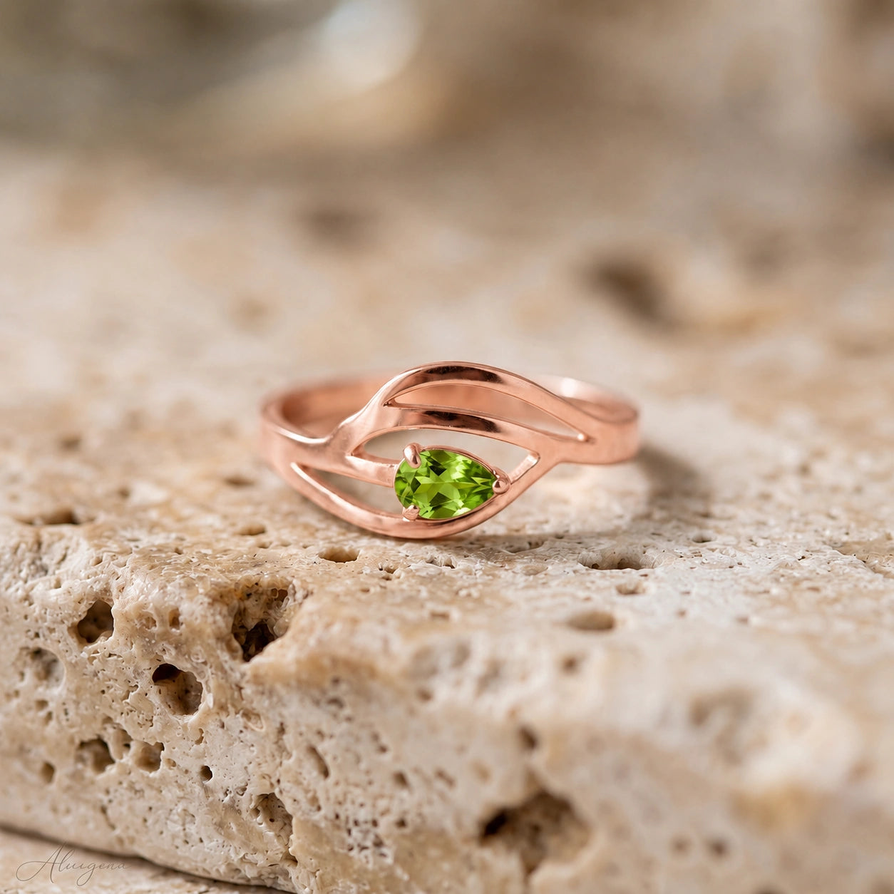 Rose Gold Peridot — Violante