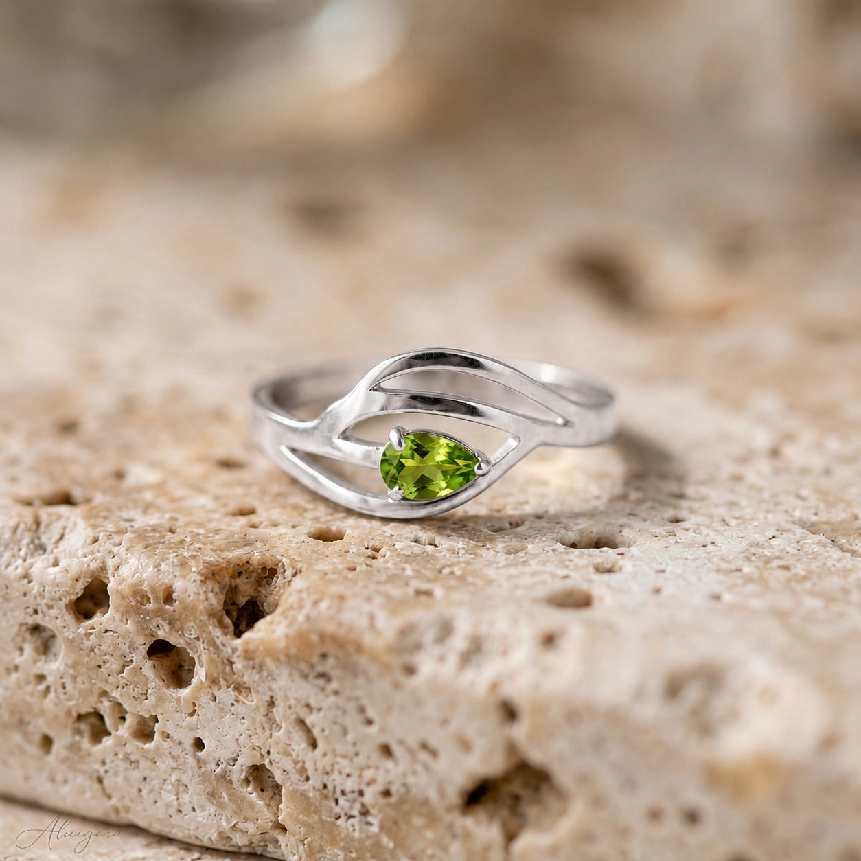 White Gold Peridot — Violante