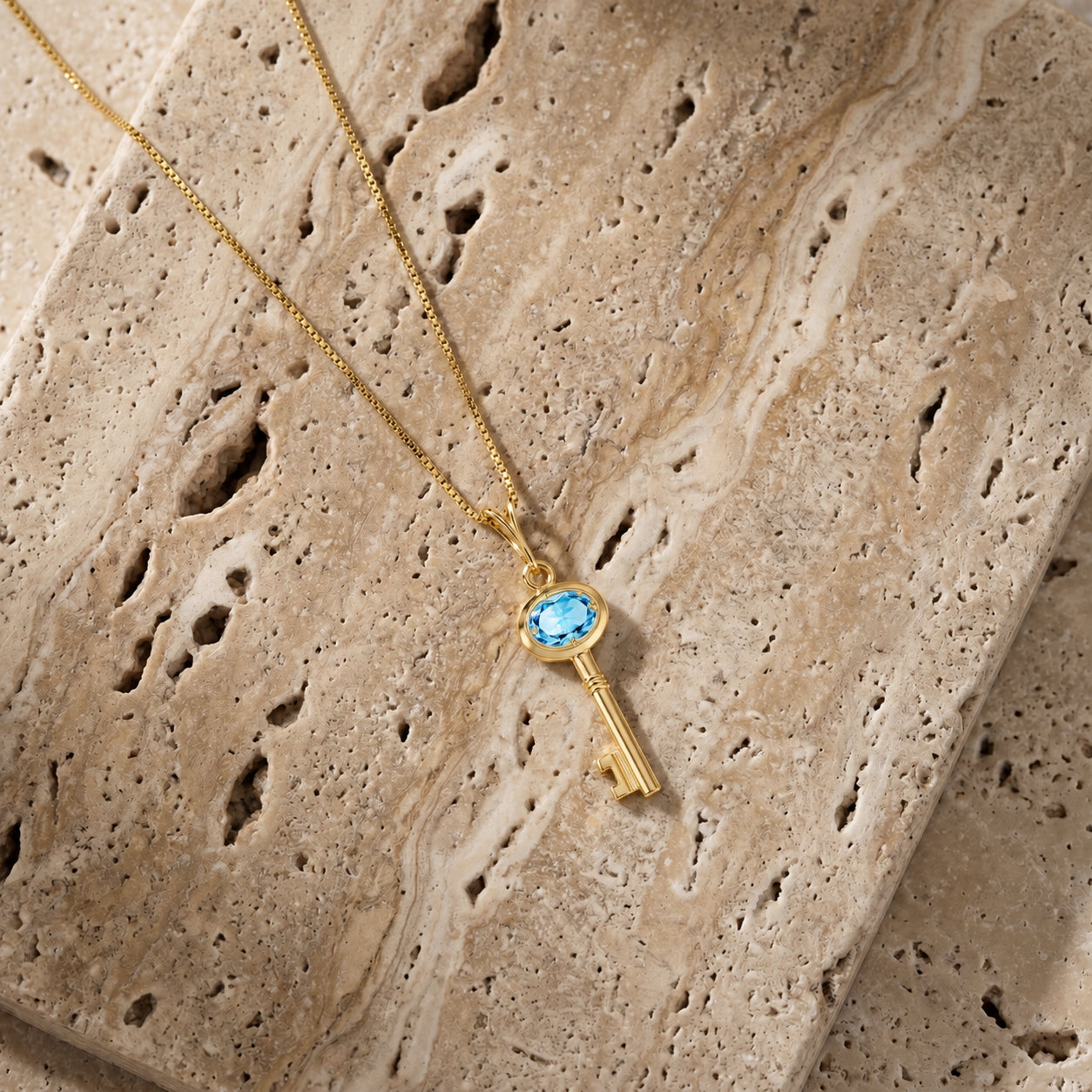 Yellow Gold Pendant Necklace Citrine 10K — Marcella