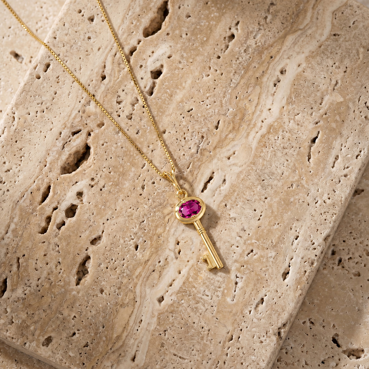 Yellow Gold Pendant Necklace Aquamarine 10K — Marcella