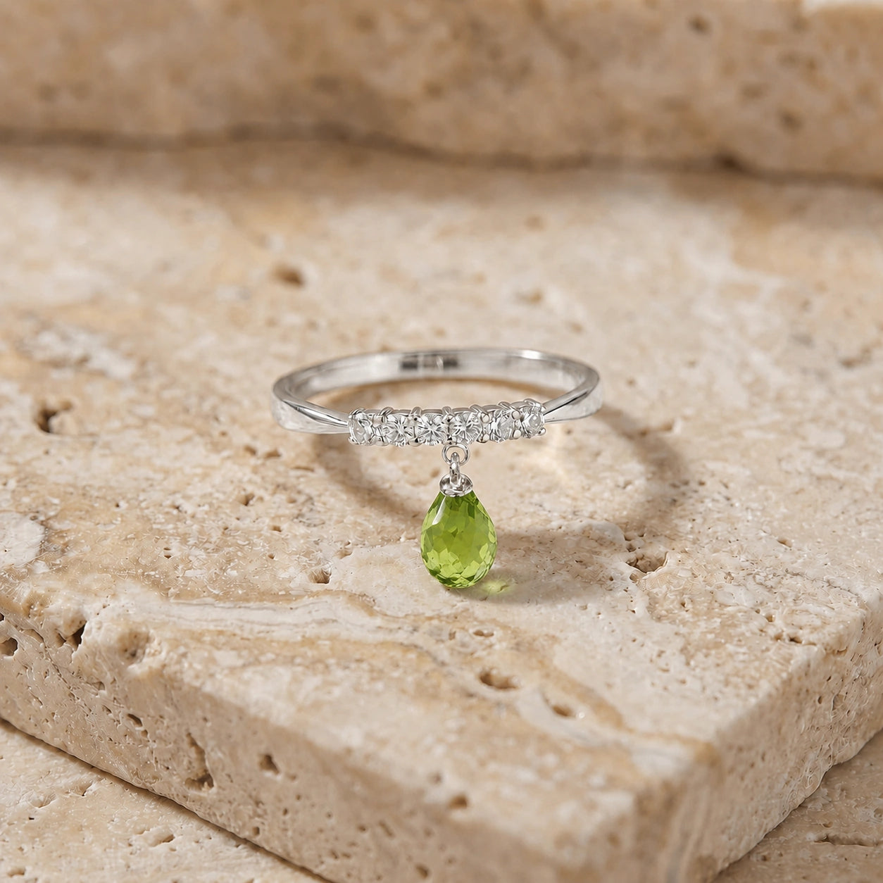 White Gold Peridot & Diamond — Vitalba