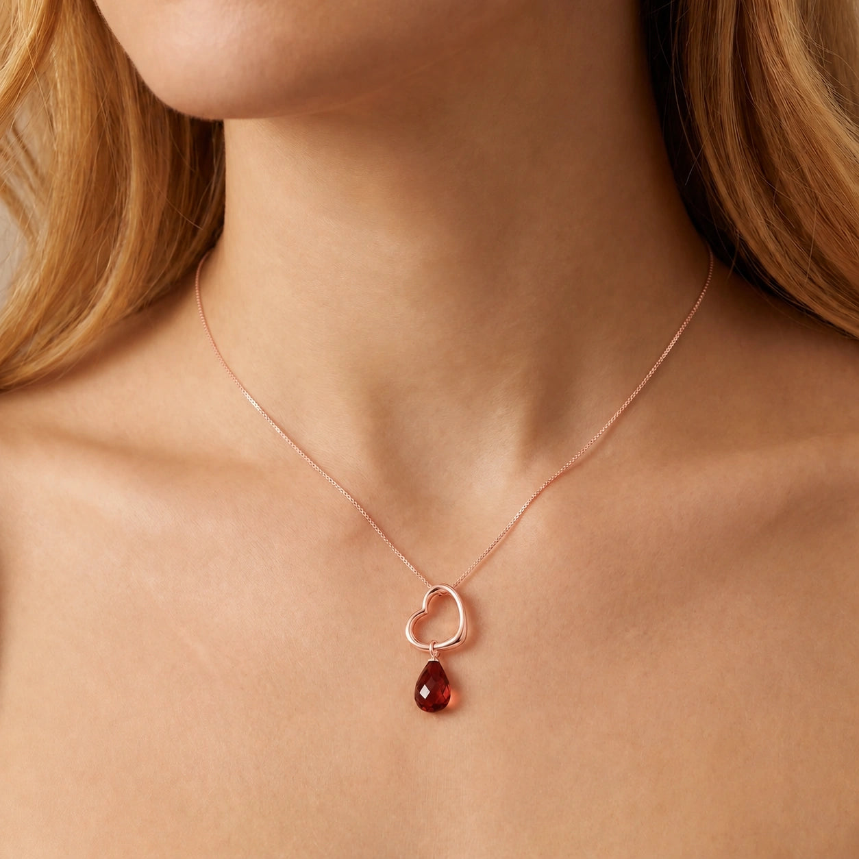 Rose Gold Celeste Pendant Necklace Garnet 10K — Giuseppa