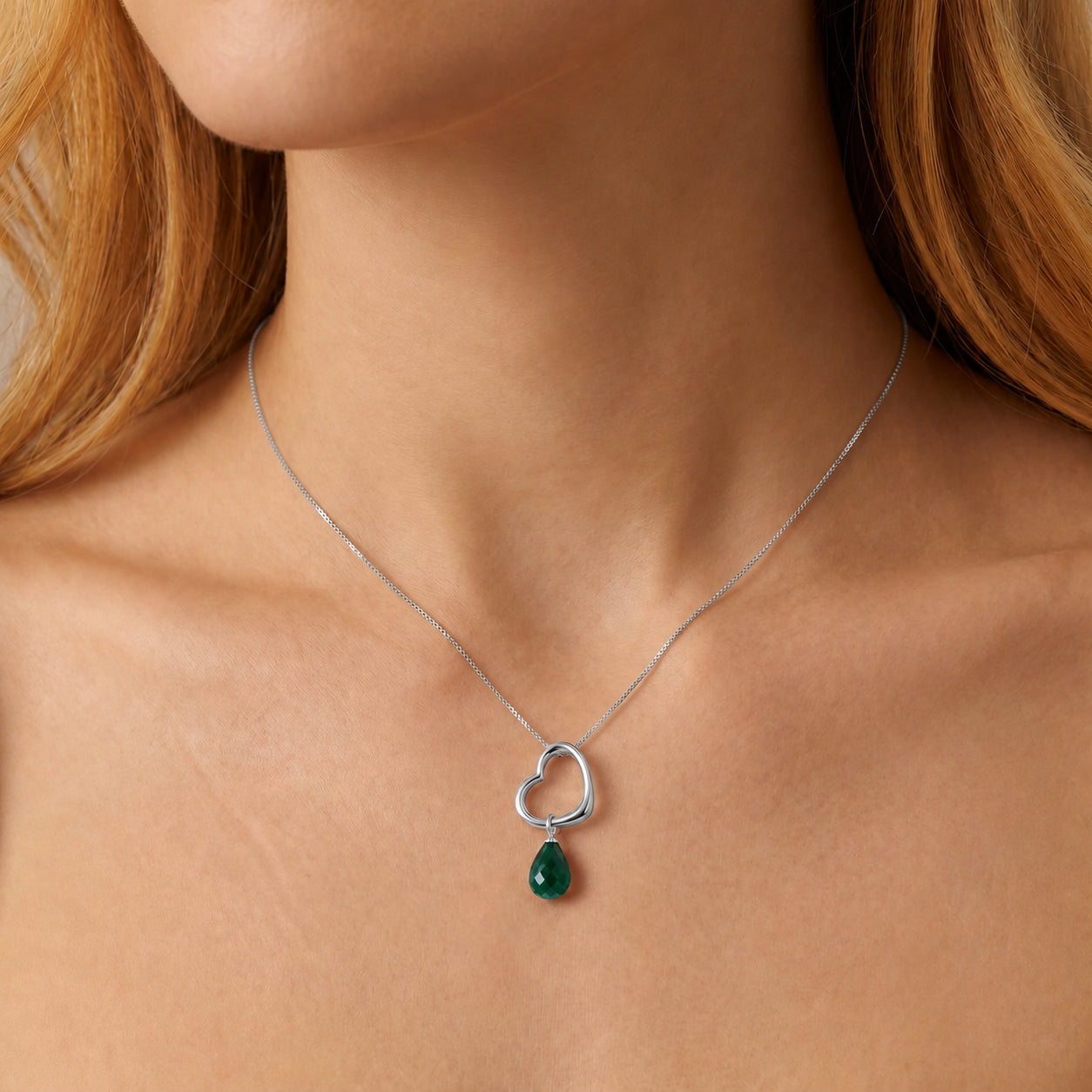 White Gold Celeste Pendant Necklace Garnet 10K — Giuseppa