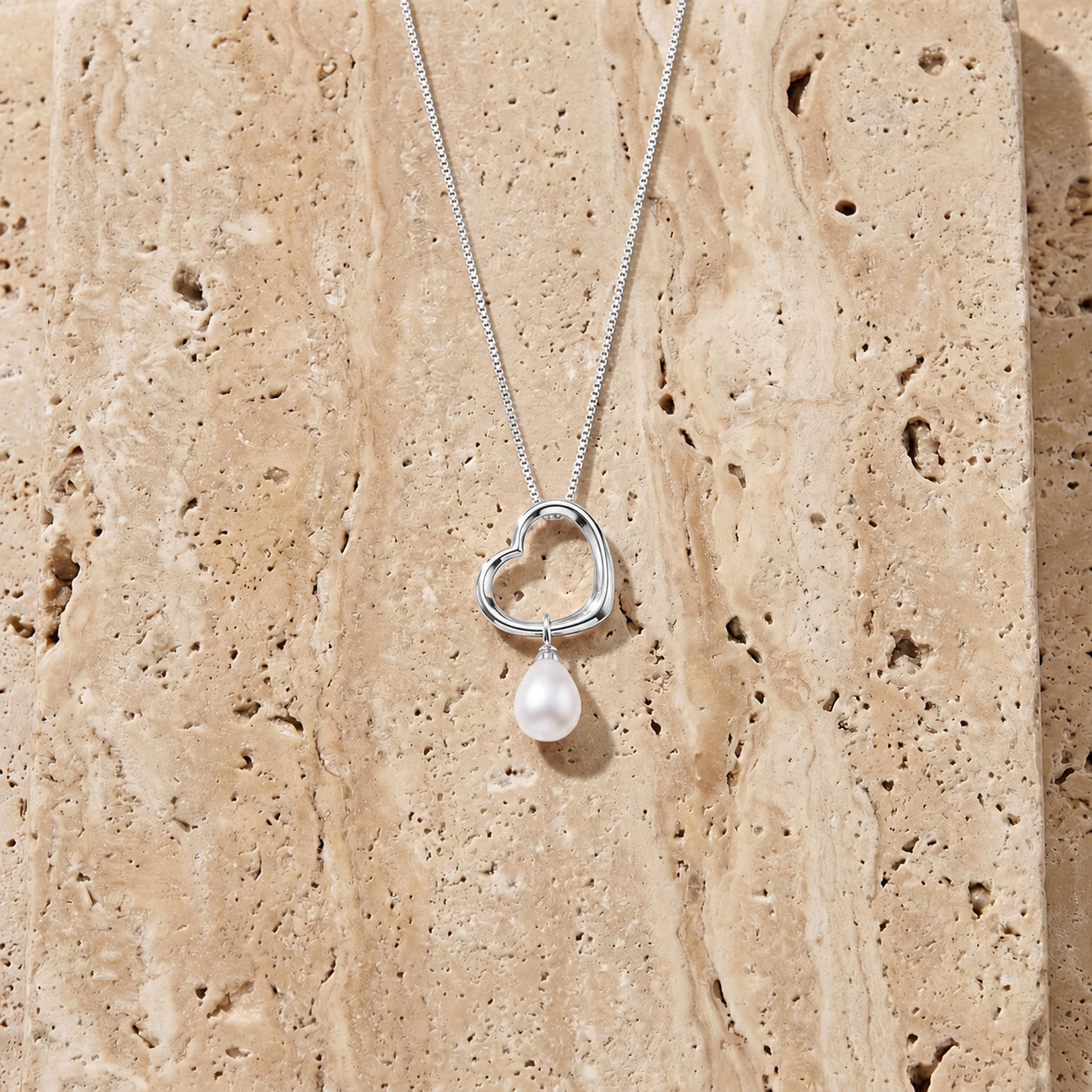 White Gold Celeste Pendant Necklace Green Amethyst 10K — Giuseppa
