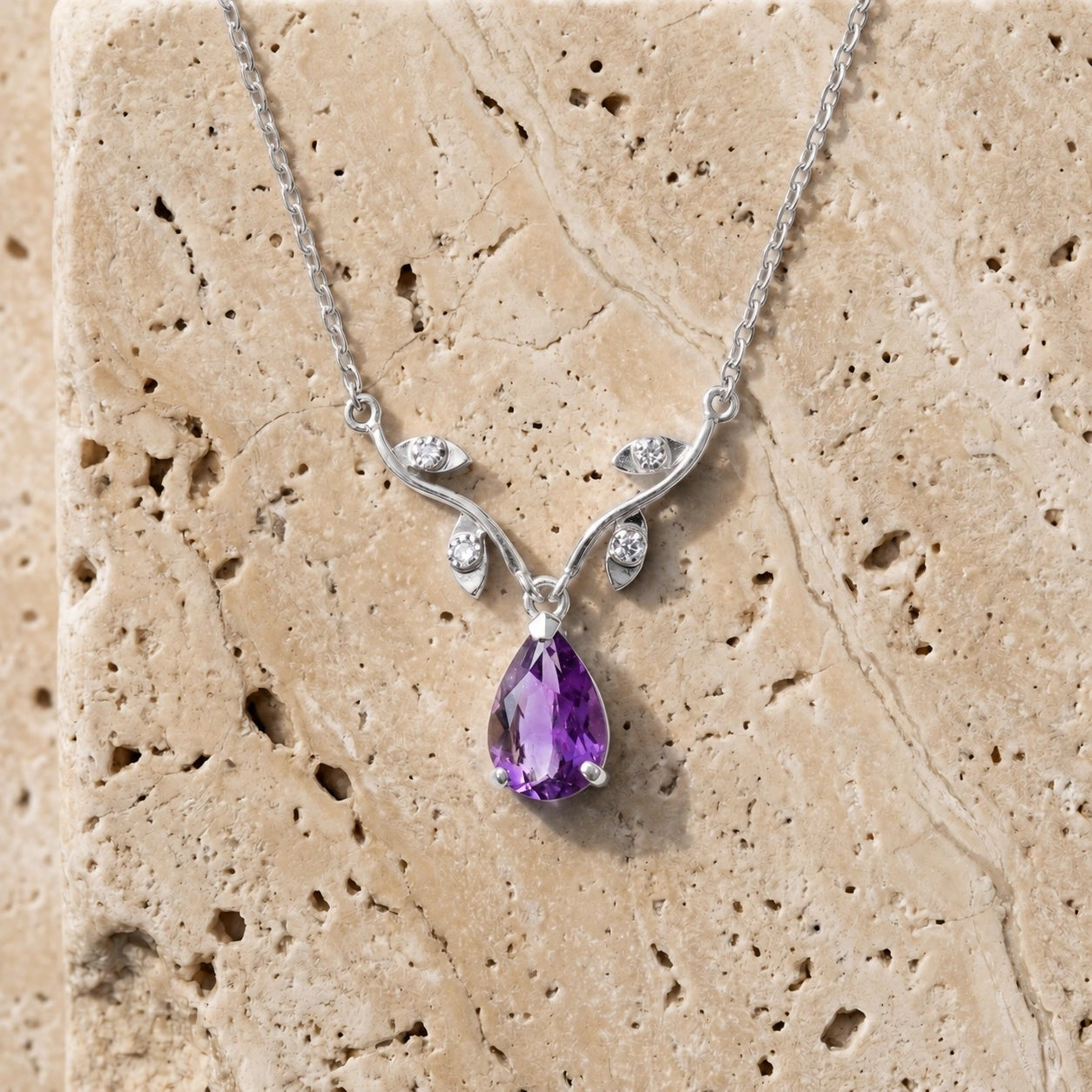 White Gold Heat Necklace Amethyst 10K — Serafina