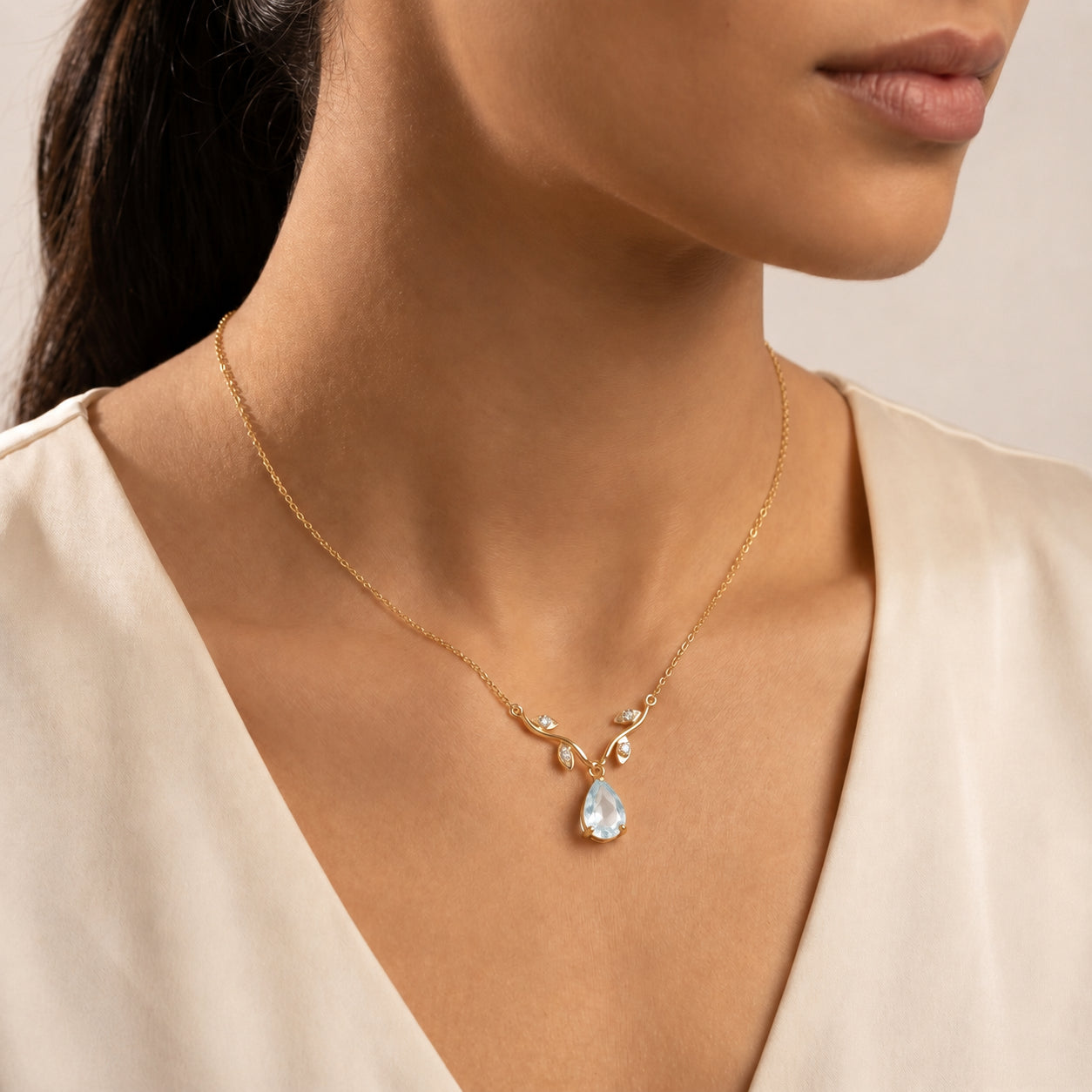 Yellow Gold Heat Necklace Blue Topaz 10K — Serafina