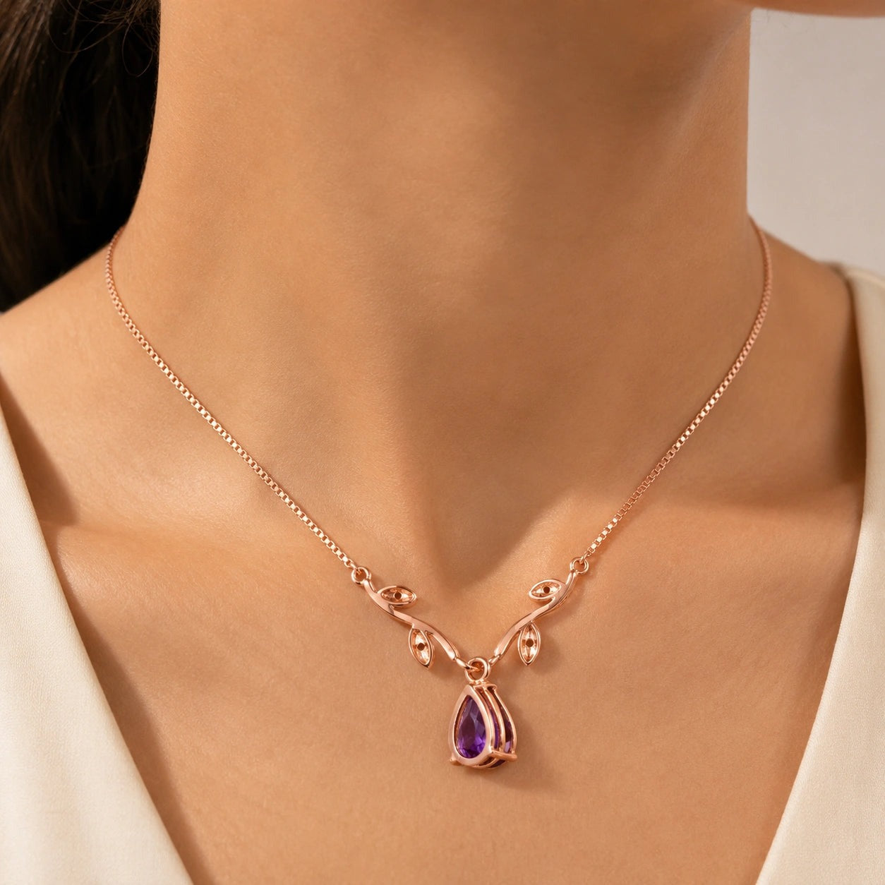 Rose Gold Heat Necklace Peridot 10K — Serafina