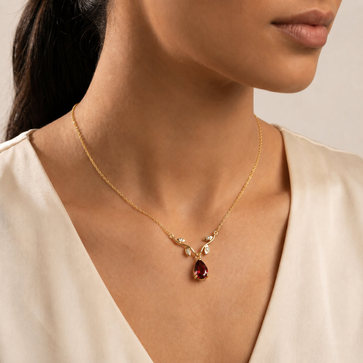Yellow Gold Heat Necklace Peridot 10K — Serafina