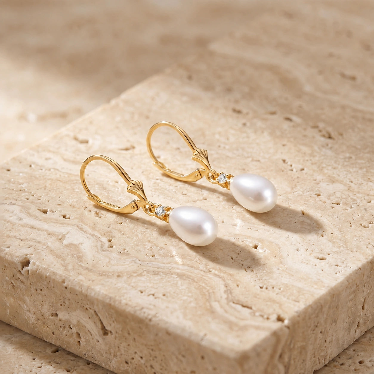 Yellow Gold Pearl & Diamond — Zeffira