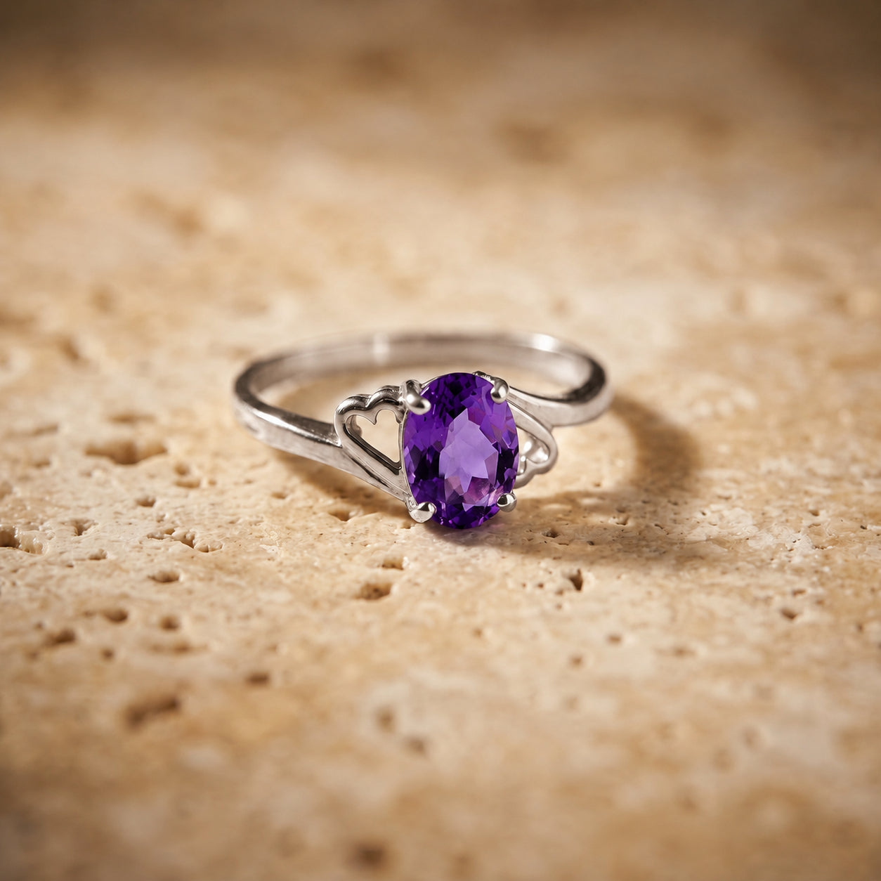 White Gold Classic Ring Amethyst 10K — Altea
