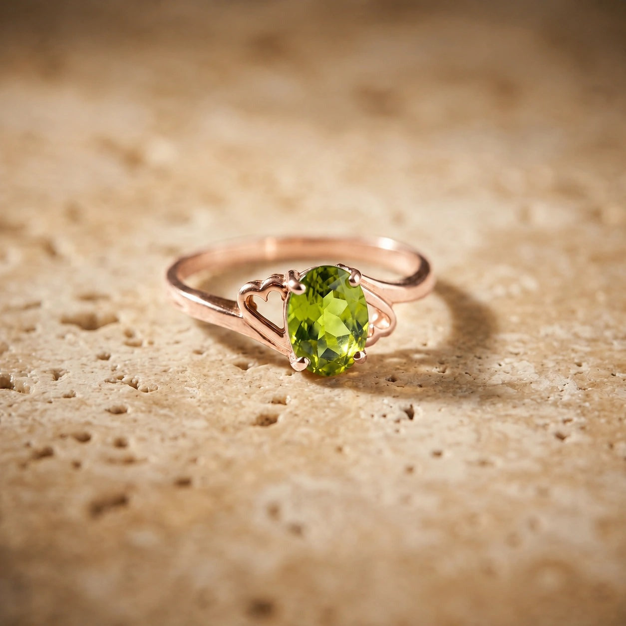Rose Gold Classic Ring Peridot 10K — Altea