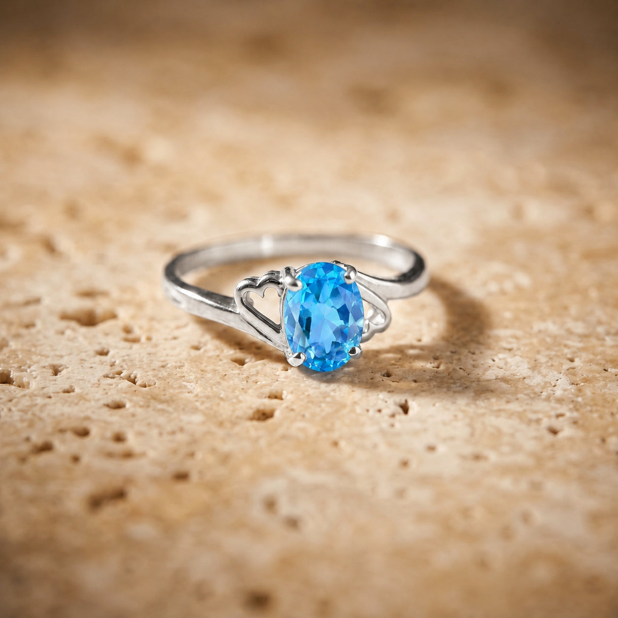 White Gold Classic Ring Peridot 10K — Altea