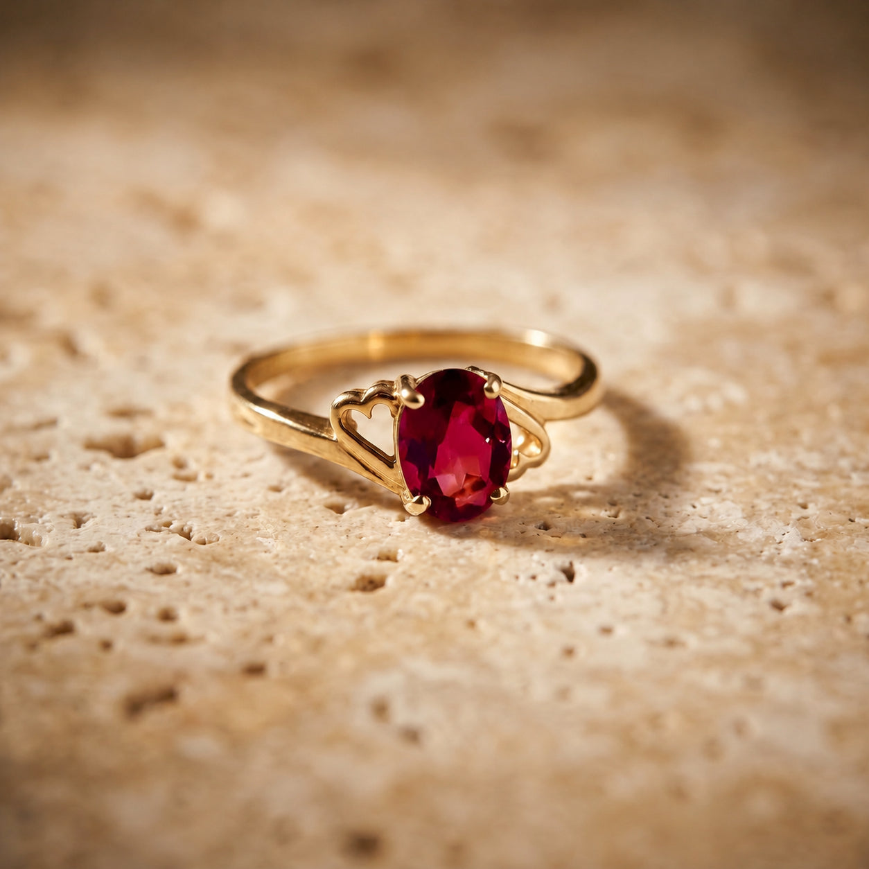 Yellow Gold Classic Ring Emerald 10K — Altea