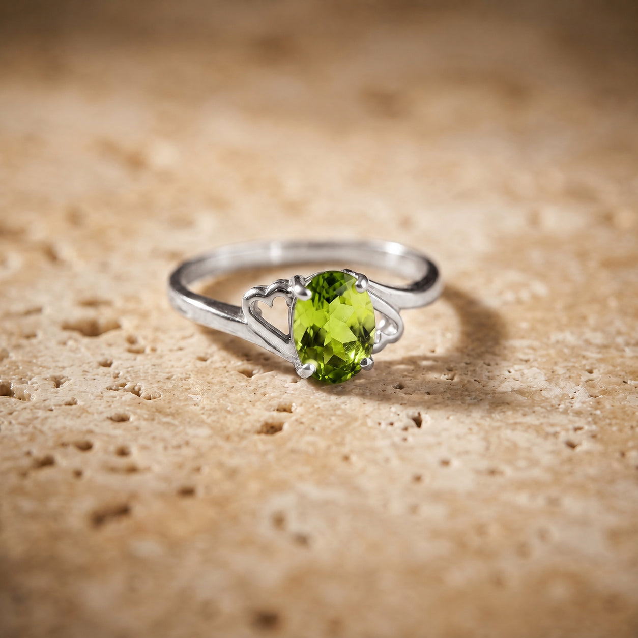 White Gold Classic Ring Sapphire 10K — Altea