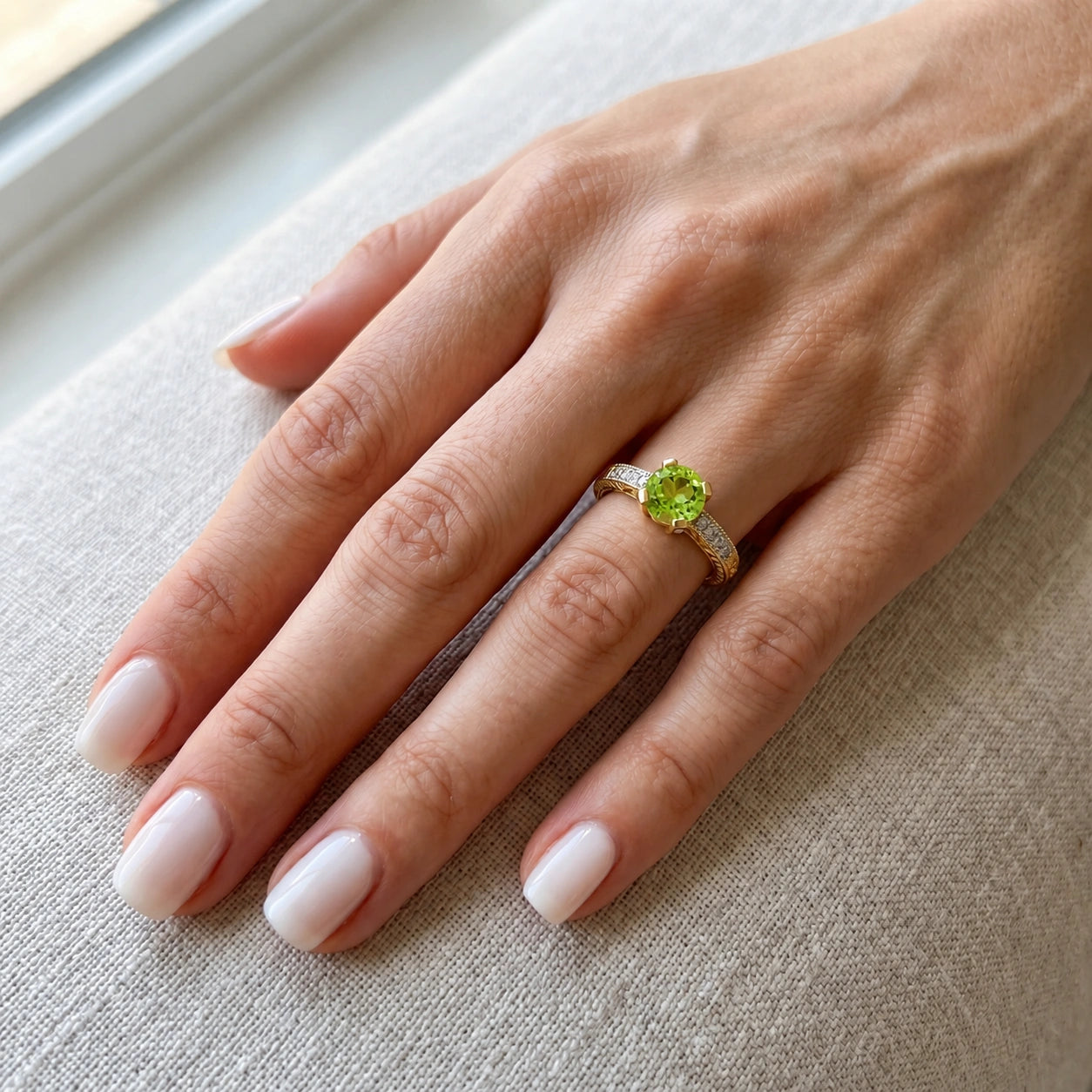 Yellow Gold Diamond & Peridot — Zelmira
