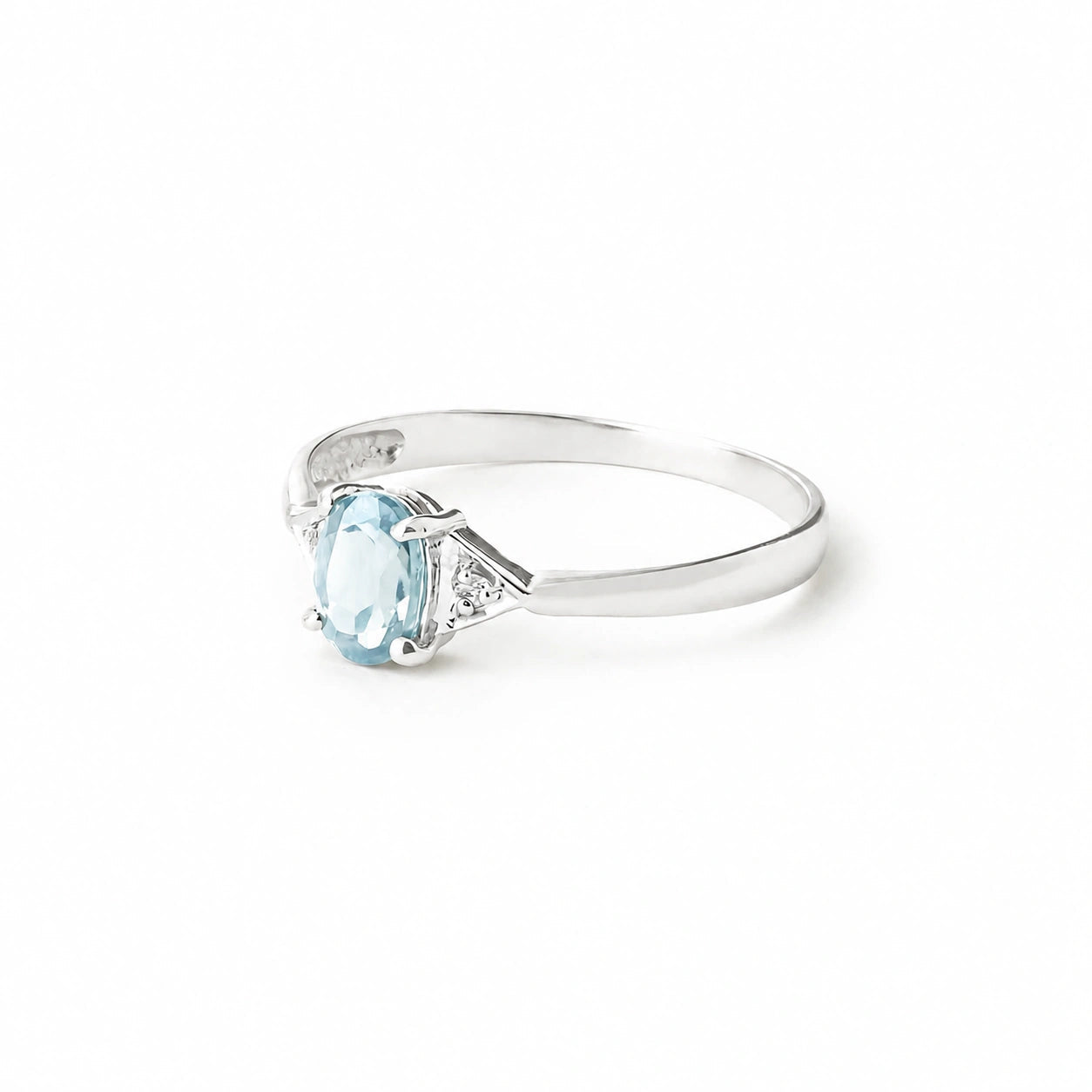 White Gold Diamond & Aquamarine — Zoe