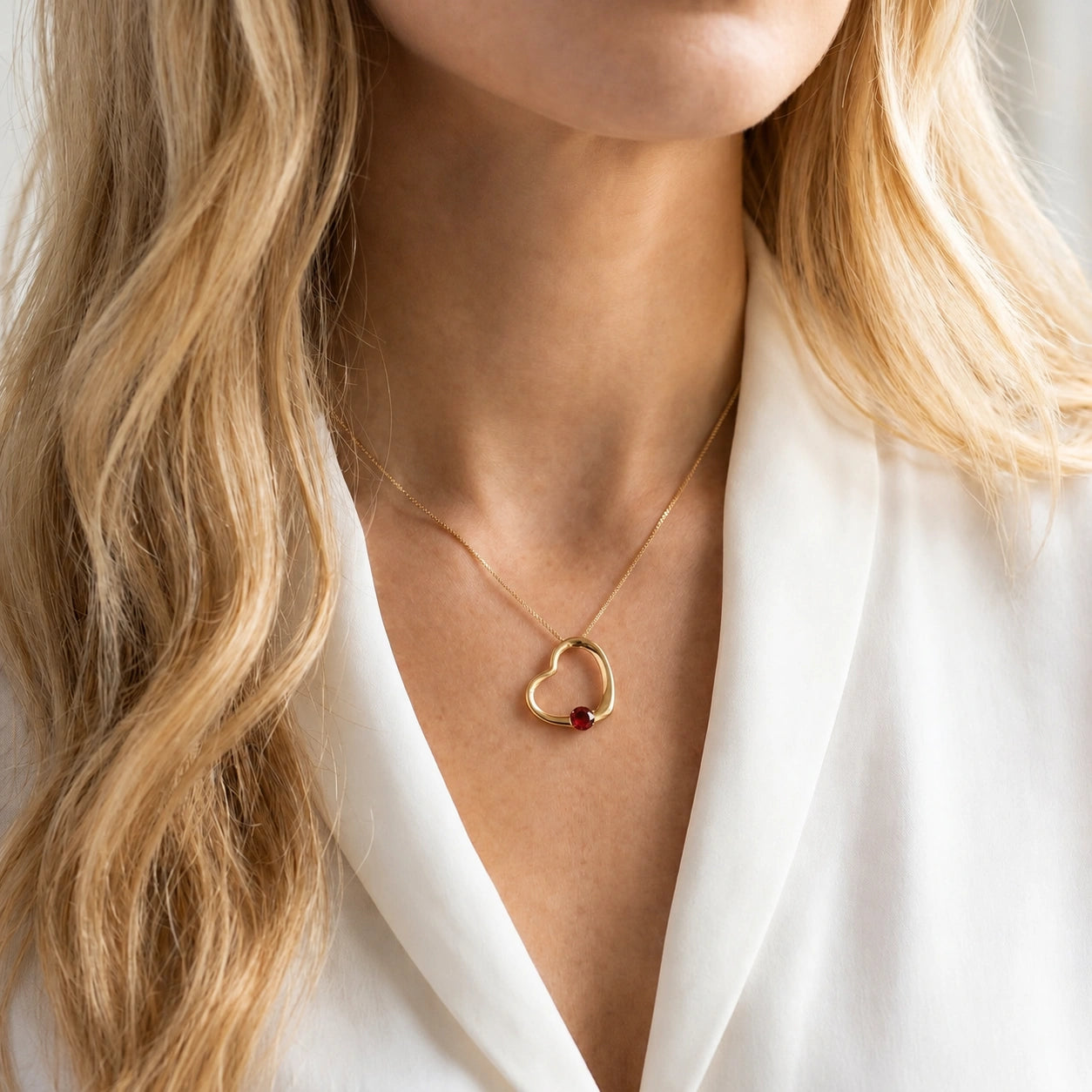 Yellow Gold Open Heart Pendant Necklace Garnet 10K — Smeralda