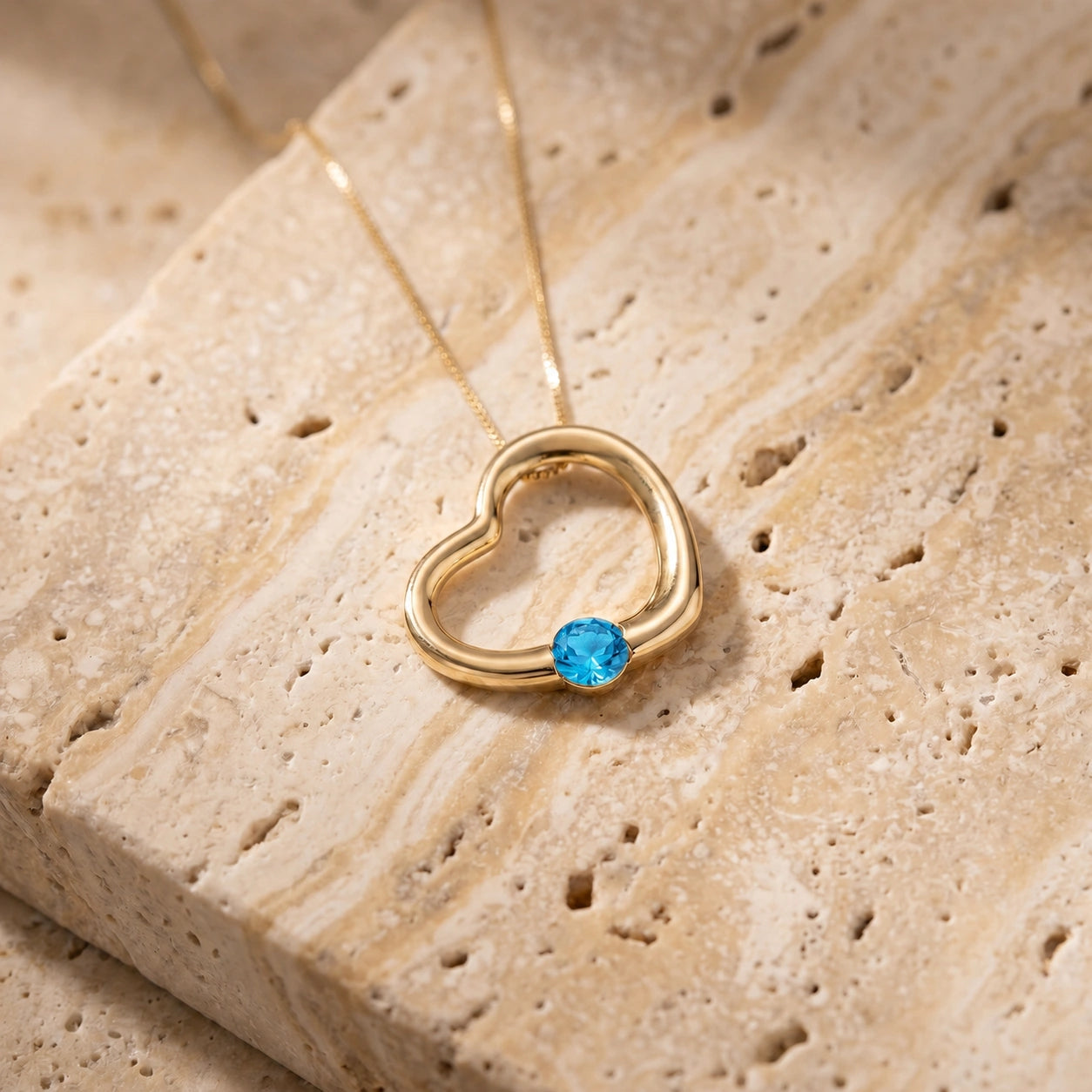 Yellow Gold Open Heart Pendant Necklace Blue Topaz 10K — Smeralda
