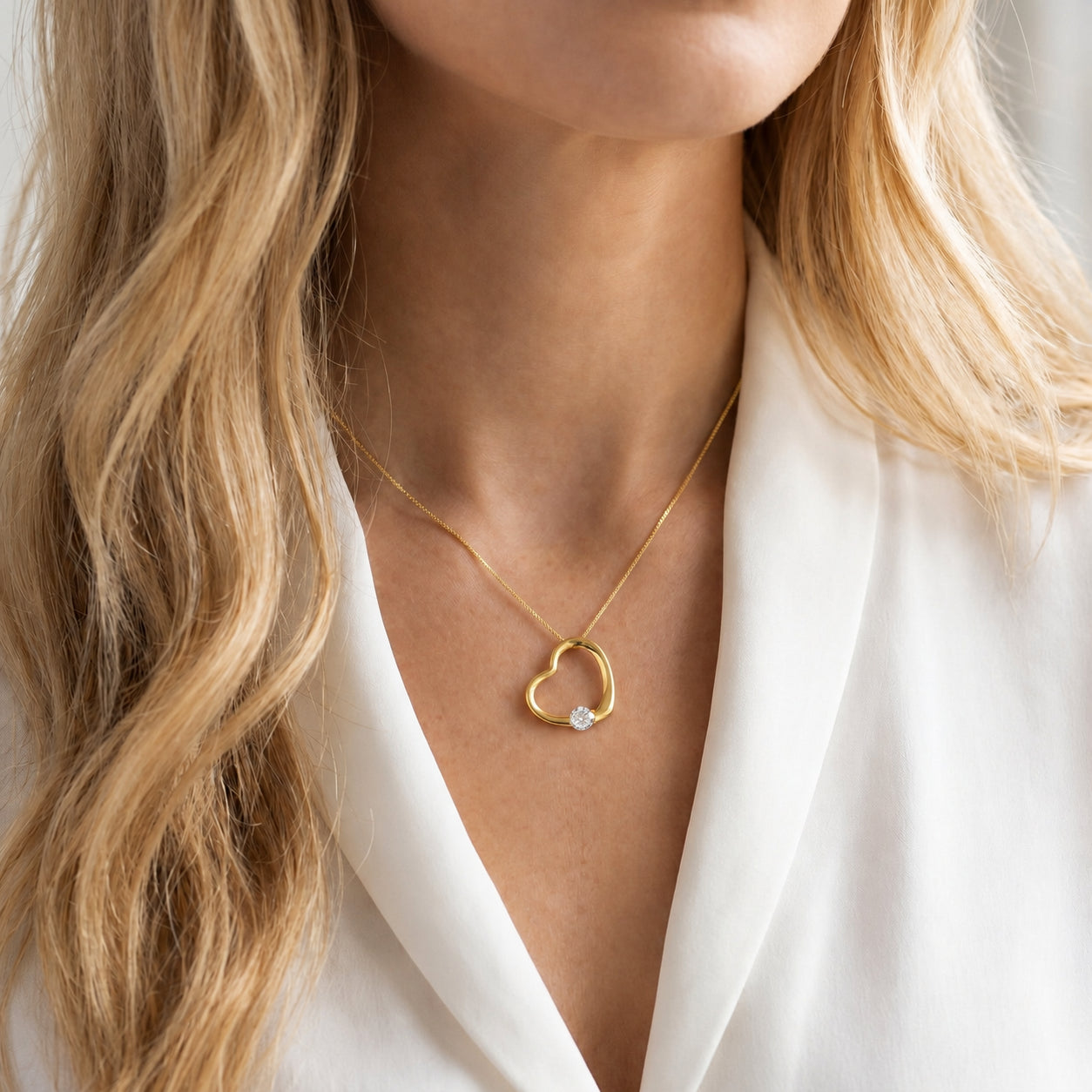 Yellow Gold Open Heart Pendant Necklace Ruby 10K — Smeralda