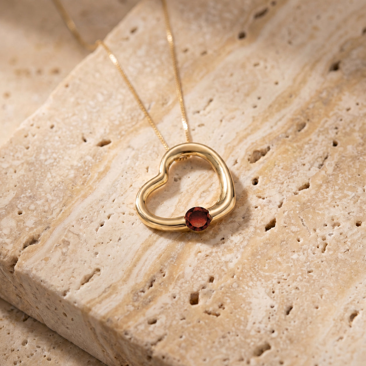 Yellow Gold Open Heart Pendant Necklace Peridot 10K — Smeralda
